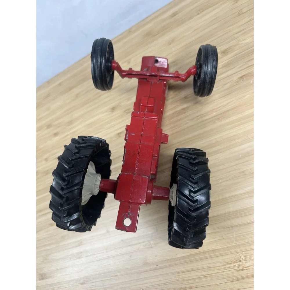 Vintage Red‎ Farm Tractor Toy Metal Diecast Steering Wheels Work